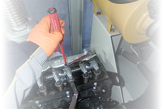 発電機のメンテナンスの様子